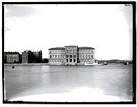 Nationalmuseum sett från Skeppsbron.