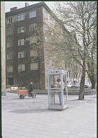 Telefonkiosk utanför Karlbergsvägen 68.