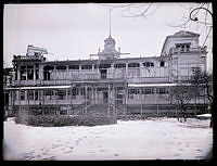 Hasselbackens byggnad efter branden 19 oktober år 1923.