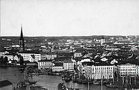 Utsikt från Katarinahissen mot nordväst.  Riddarholmen och Gamla Stan med Södra Järnvägsbron, Munkbron, Köttorget, Mälartorget och delar av Kornhamnstorg.