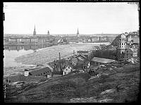 Utsikt från Skinnarviksberget mot kvarteret Ludvigsberg. I fonden Riddarholmen och Gamla Stan.