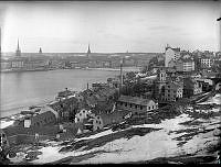 Ludvigsbergs fabriksområde sett från Skinnarviksberget.