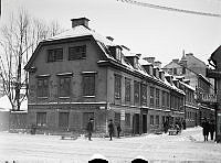 Vy från korsningen Vasagatan, Mästersamuelsgatan österut. Till vänster  J A Östergrens lamphandel,  Mästersamuelsgatan 56.