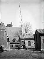 Östermalms brandstation. demonstration av den preussiska stegen.