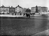 Utsikt från Slottsbacken över Skeppsbron och Blasieholmen.