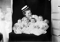 Sofiasyster med fem spädbarn.