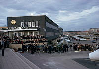 Servicebyggnad i Årsta Partihallar invigs den 20 oktober 1968. Invigningstalar gör borgarrådet Gösta Agrenius.