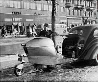 Stockholms taxibilar och bussar förseddes med gengasaggregat. 