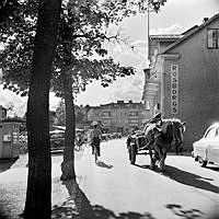 Vaxholm. Hamngatan västerut från Hotellgränd.