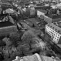 Vy från Hedvig Eleonora kyrka, västerut, mot Östermalmstorg.