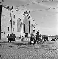 Kungsgatan vid Kungsbron. Centralsaluhallen mot Grönsakshallen, Klarahallen. 