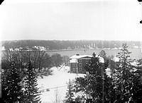 Vy från Kvarnberget mot Tullhuset. 