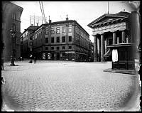 Mynttorget med Brandkontorets hus i bakgrunden.