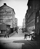 Markvardsgatan österut från Stora Badstugatan (nu Sveavägen).