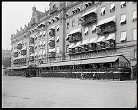 Grand Hôtel vid Södra Blasieholmshamnen.