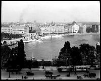 Södra Blasieholmshamen söderifrån. T.v. Kungsträdgården i fonden.