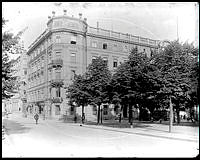 Hörnet av Arsenalsgatan och Kungsträdgårdsgatan.