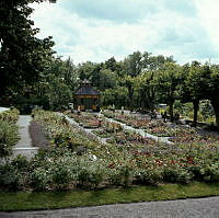 Skansen; Swedenborgs lusthus sett från Sagaliden.