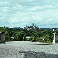 Skansen; Nordiska Museet sett från Sagaliden.