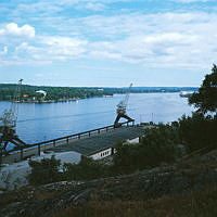 Utsikt från Fåfängan åt NO mot Masthamnen, Saltsjön och Djurgården.