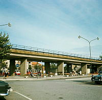 Viadukt för tunnelbanan söder om Brommaplan.