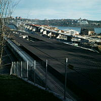 Vy från Hjorthagen mot Ropsten och byggandet av nya Lidingöbron.