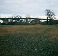 Smedsudden och Västerbron. T.h. Kreugerska villan, nedbrunnen 1997.