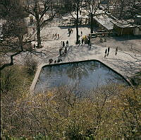 Skansen. Vy från Solliden ned mot entréområdet.