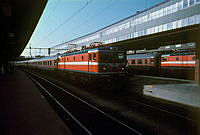 Perrong på Centralstationen. Vy mot norr.