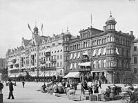 Grand hotell och Bolinderska huset.