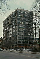 Hushålls och sömnadsskolan, S:t Görans gymnasium. Skolbyggnaden sedd från Mariebergsgatan. Från sydväst.