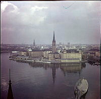 Utsikt från Mariaberget norrut över parti av Riddarfjärden och Riddarholmen mot Norrmalm.