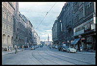 Vasagatan sedd söderut från Bryggargatan. Till vänster Centralpostkontoret.