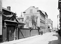 Torkel Knutssonsgatan 20-22. Malmqvistska gården (uppfostringsanstalt). Här ligger numera Länsrätten.