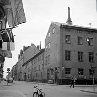 Hörnet Storgatan 23  t.v. och Skeppargatan 34. Östermalms Polisstration.