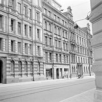 Sturegatan 64-60 söderut.