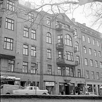 Sturegatan 30, 28 och 26.