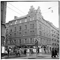 Hörnet av Linnégatan och Nybrogatan.