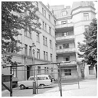 Östermalmsgatan 68. Hemgården, ett tidigt exempel på kollektivhus.