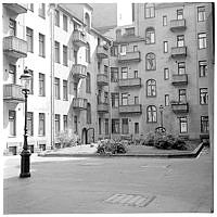 Gårdsinteriör, Östermalmsgatan 68 f d nr 27).