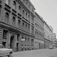 Jungfrugatan 5, mellan Linnégatan och Storgatan