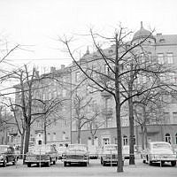 Fredrikhovsgatan 4 och 2 från Narvavägen.