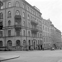 Hörnet av Kaptensgatan 12 och Skeppargatan 8 t.h.