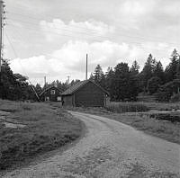 Järvafältet, Akalla by. Mellangården från öster.