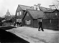 Stigbergsgatan 17 -19,  i fonden Katarina kyrka.