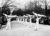 KFUM gymnasternas uppvisning i Kungsträdgården.