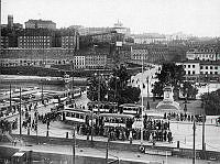 Vy över Slussen och Karl Johans torg mot Södermalm.