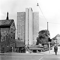 Hörnet Blekingegatan - Götgatan mot Åsötorget och Skattehuset.