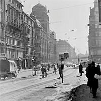 Vasagatan söderut mot Bryggargatan. Centralhotellet och Centralpostkontoret till vänster