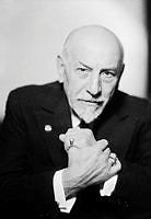 Porträtt av Luigi Pirandello, italiensk författare.